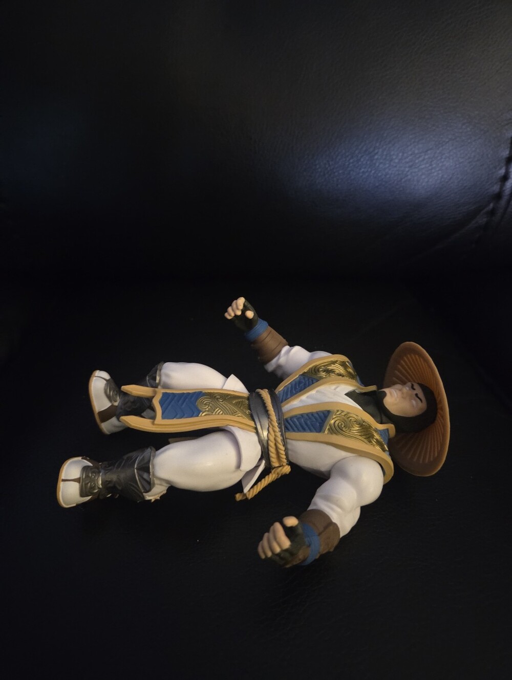 Funko Mortal Kombat Raiden Action Figure - Picture 4 of 7